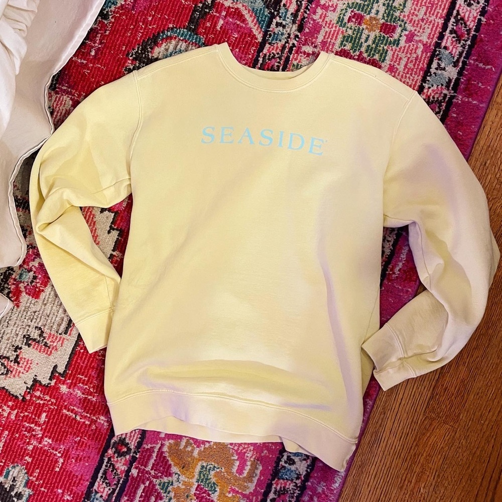 Seaside Pale Yellow Crewneck Sweatshirt